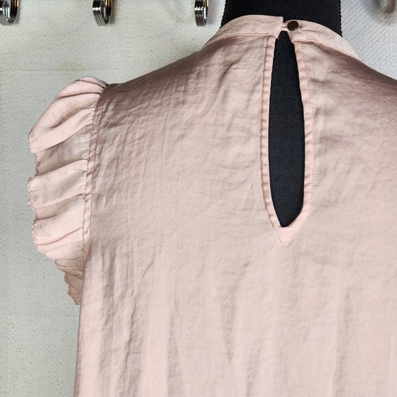Massimo Blush Pink Ruffle Cap Sleeve Keyhole Front and Back Poly Top Size XS - Picture 11 of 16